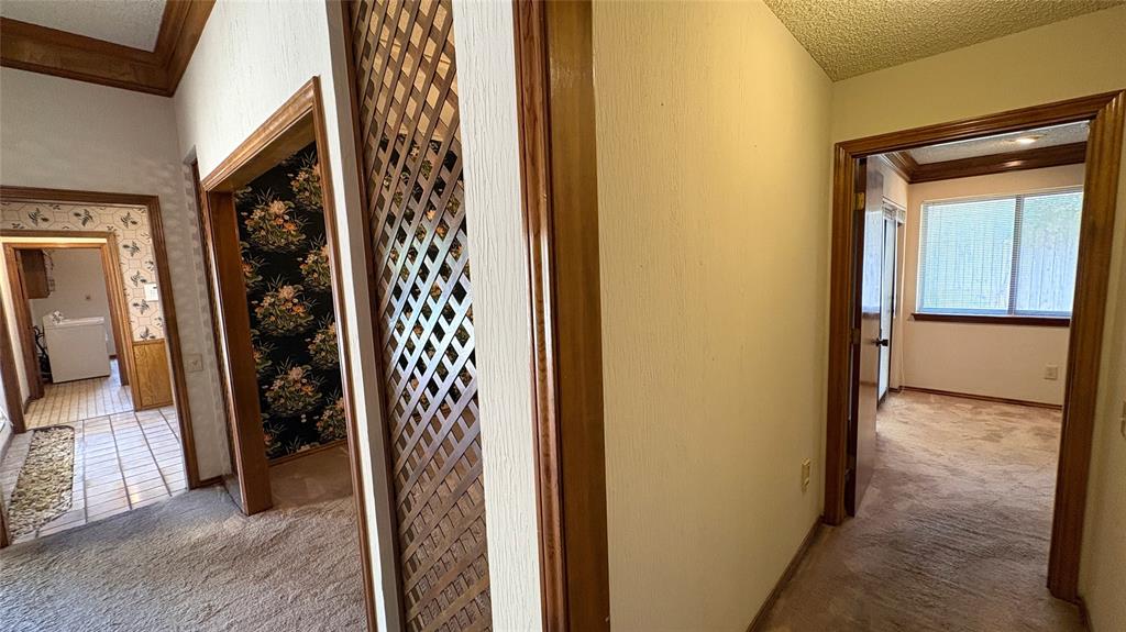 6616 gretchen Lane