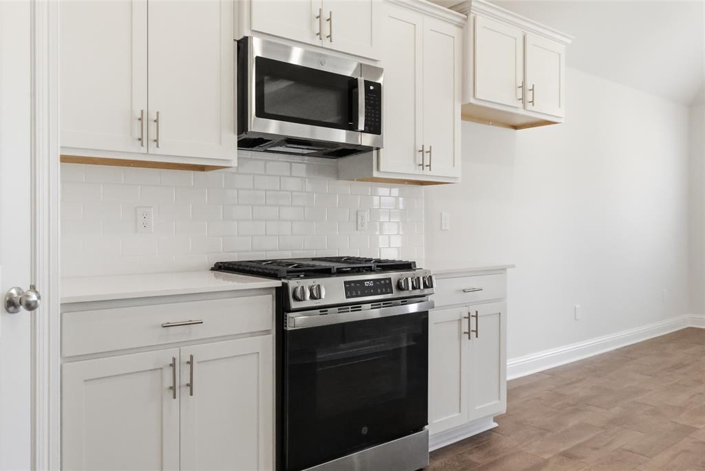 Edgewater Pass - Residential