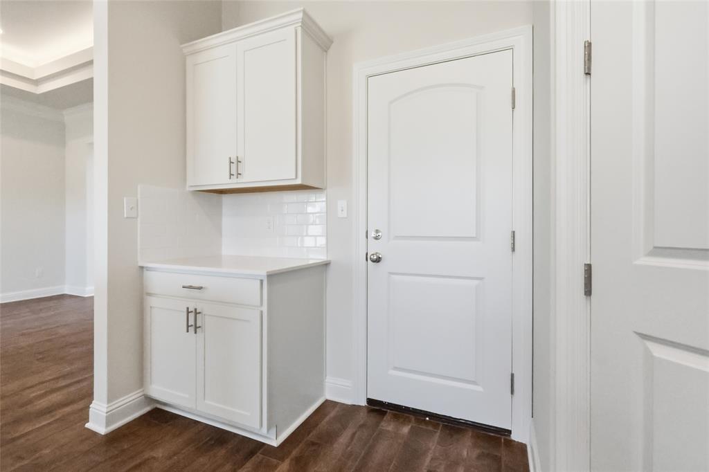 Edgewater Pass - Residential