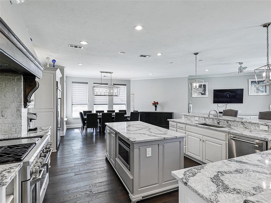 The Estates At Tour 18 - Residential