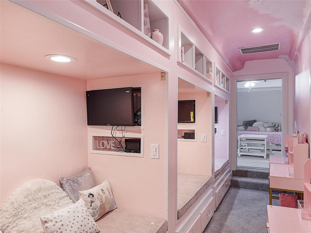 The Estates At Tour 18 - Residential