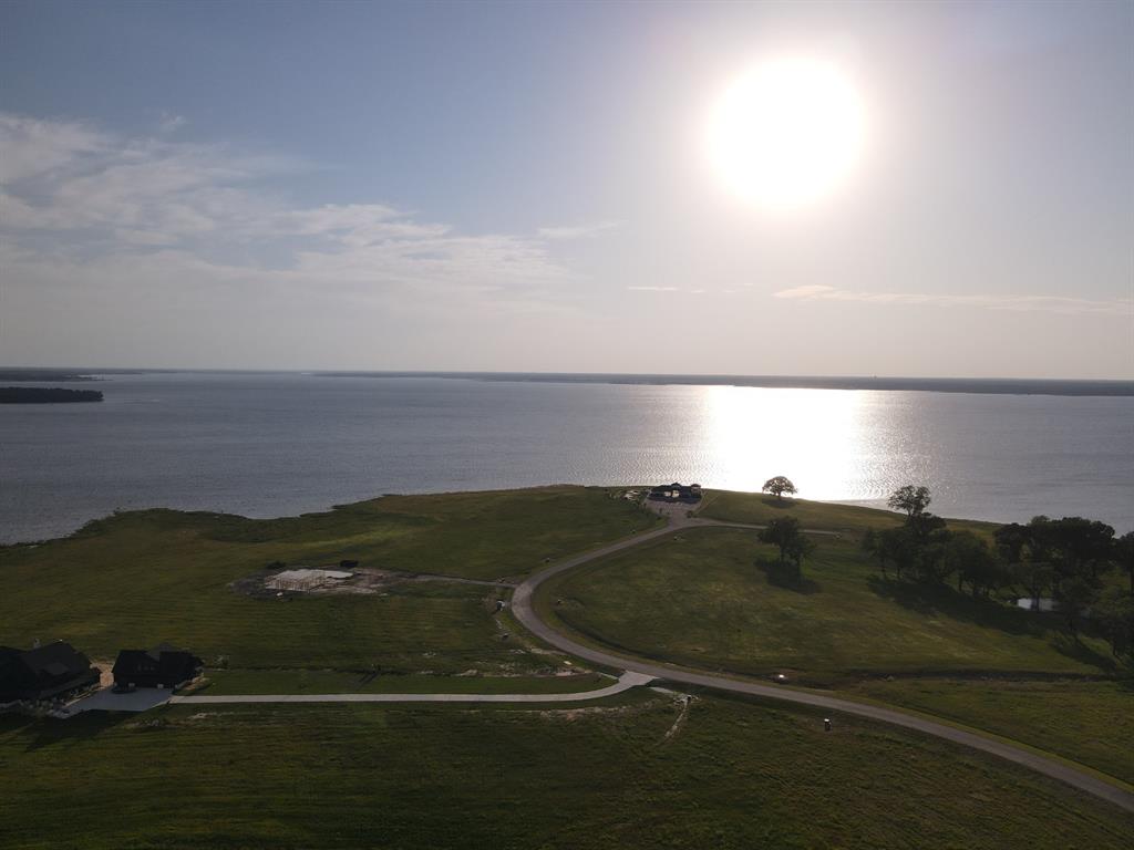 The Peninsula - Land