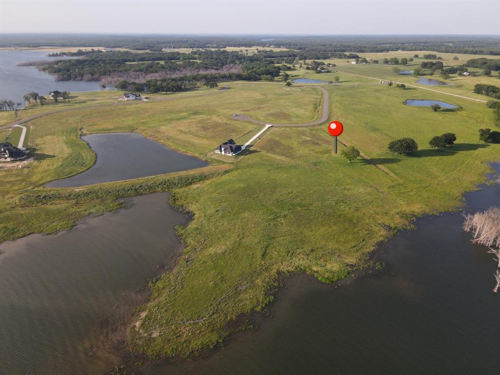 The Peninsula - Land