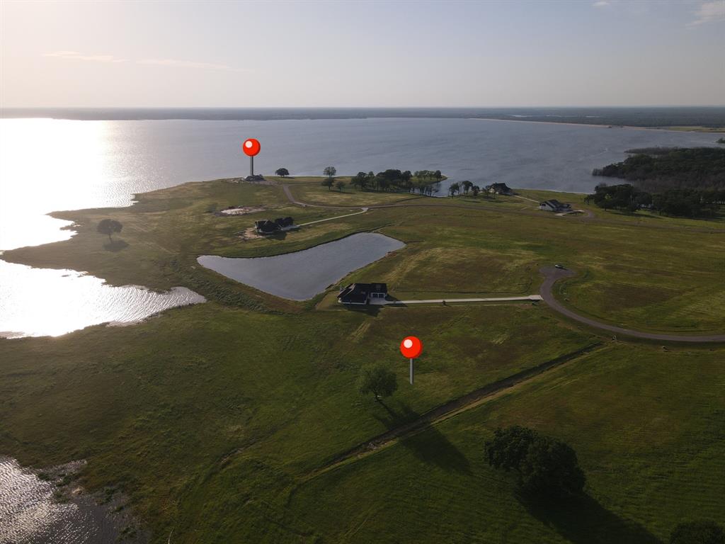 The Peninsula - Land