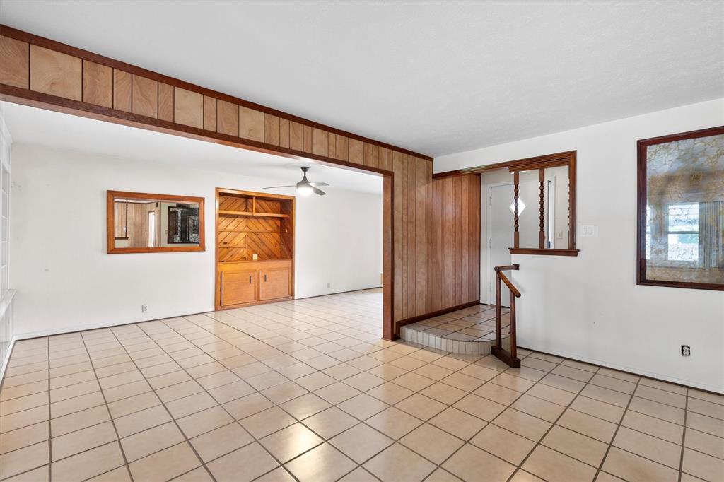 10227 Sylvia Drive