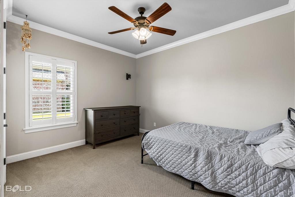 Bossier City, Louisiana 71111, United States, 4 Bedrooms Bedrooms, ,4 BathroomsBathrooms,Residential,Pending,180579