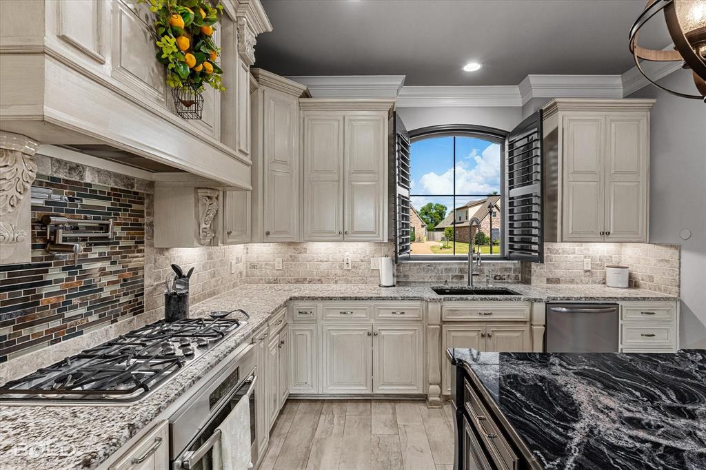 Bossier City, Louisiana 71111, United States, 4 Bedrooms Bedrooms, ,4 BathroomsBathrooms,Residential,Pending,180579