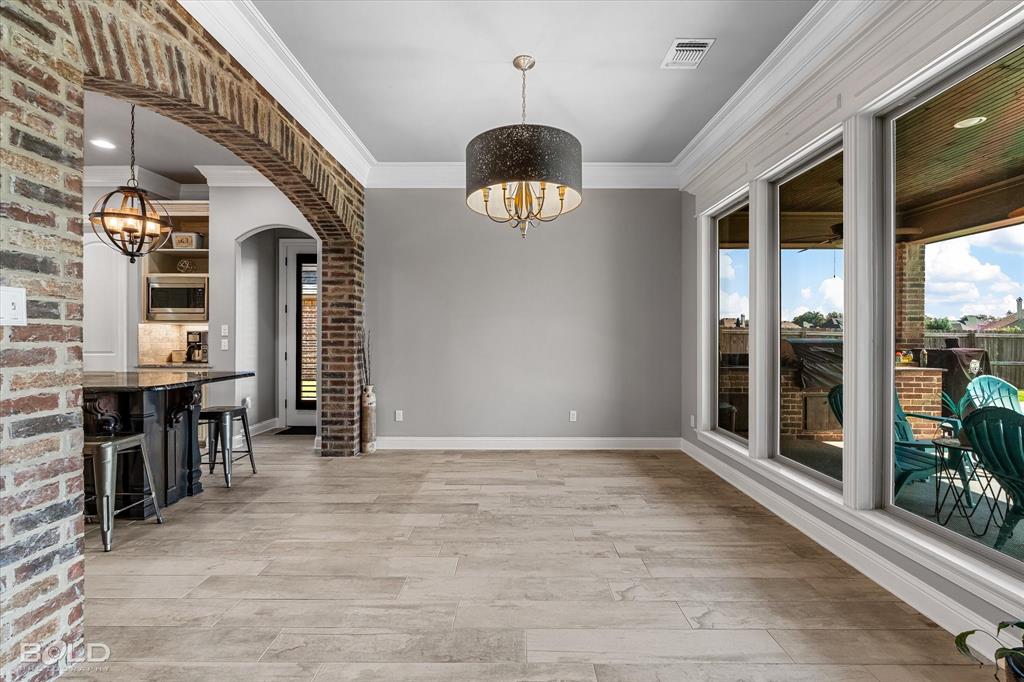 Bossier City, Louisiana 71111, United States, 4 Bedrooms Bedrooms, ,4 BathroomsBathrooms,Residential,Pending,180579