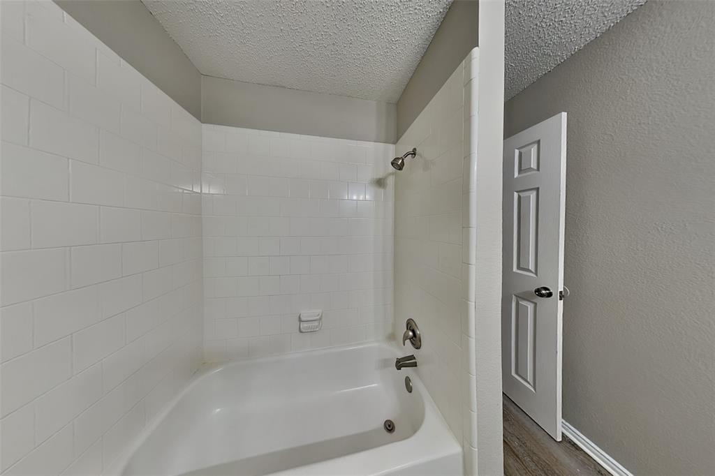 Park Bend Estates Add - Residential Lease