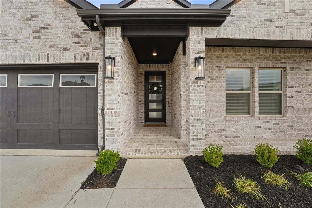 3241 Cross Shore Drive