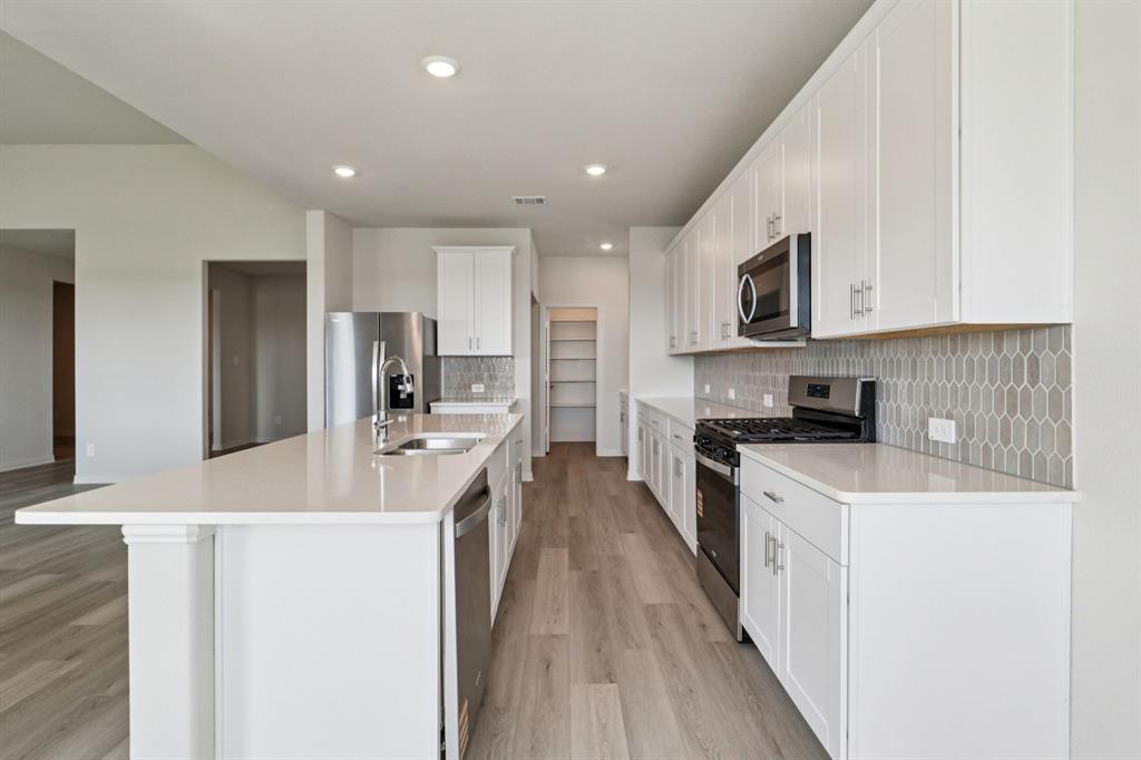 2220 Windy Trail
