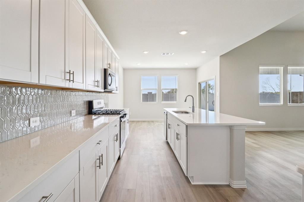 2220 Windy Trail