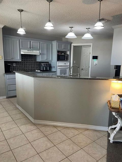 Tiny photo for 9205 E County Road 7000, Slaton, TX 79364 (MLS # 21196264)