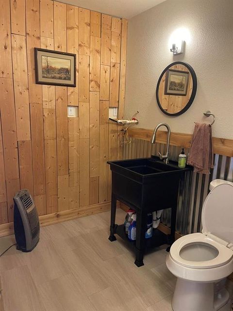 Tiny photo for 9205 E County Road 7000, Slaton, TX 79364 (MLS # 21196264)