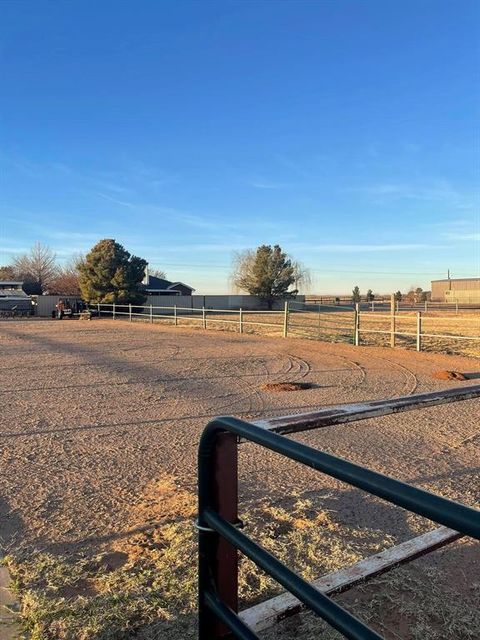 Tiny photo for 9205 E County Road 7000, Slaton, TX 79364 (MLS # 21196264)