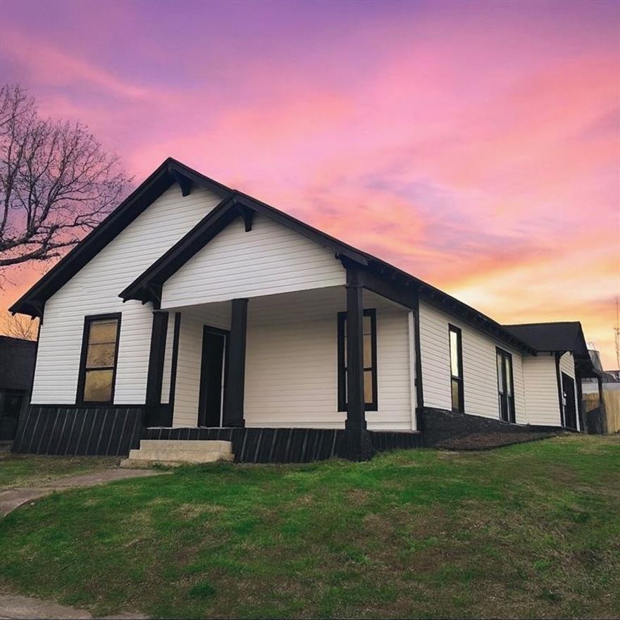 This cozy home offers a perfect opportunity for your first home or next investment property. Location is spectacular. The home is located in a quiet neighborhood, in the heart of Mineral Wells. Just blocks from downtown, the Baker Hotel, food, & entertainment options. 
The HVAC system, upgraded in 2024, ensures optimal climate control, making the home comfortable year-round. Big windows, allow natural light to flood the interiors while maintaining energy efficiency. A fenced in backyard allows for privacy from neighbors. Sold as is.