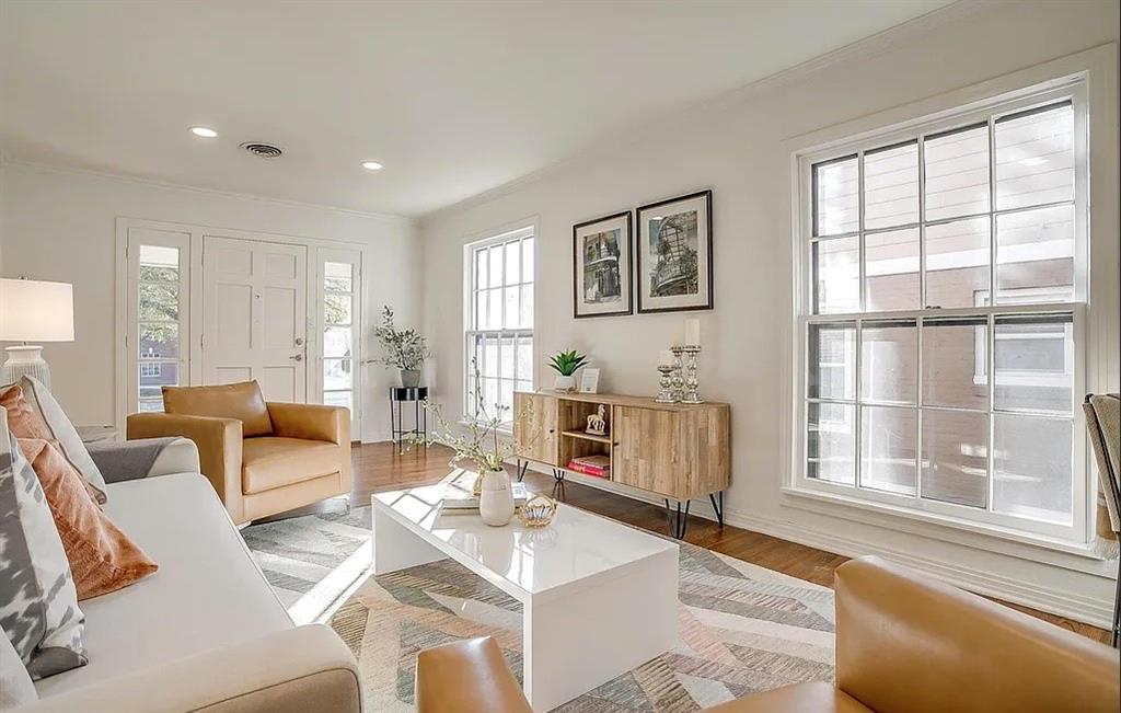 4120 Birchman Avenue