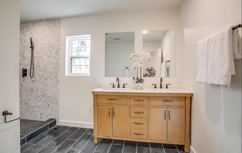 Chamberlain Arl Heights 1st Add - Residential