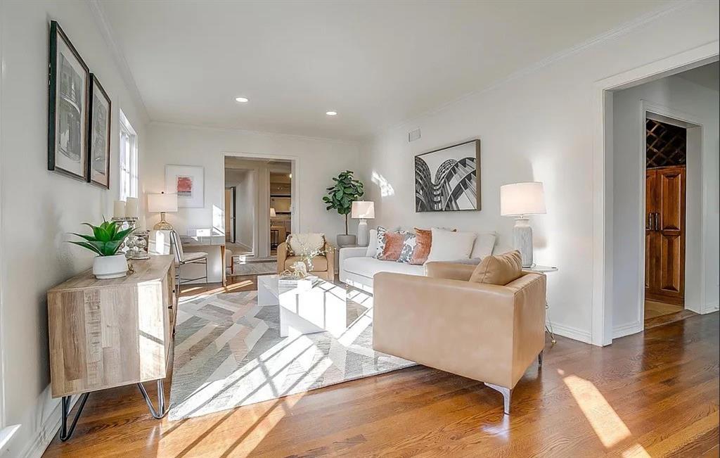 4120 Birchman Avenue