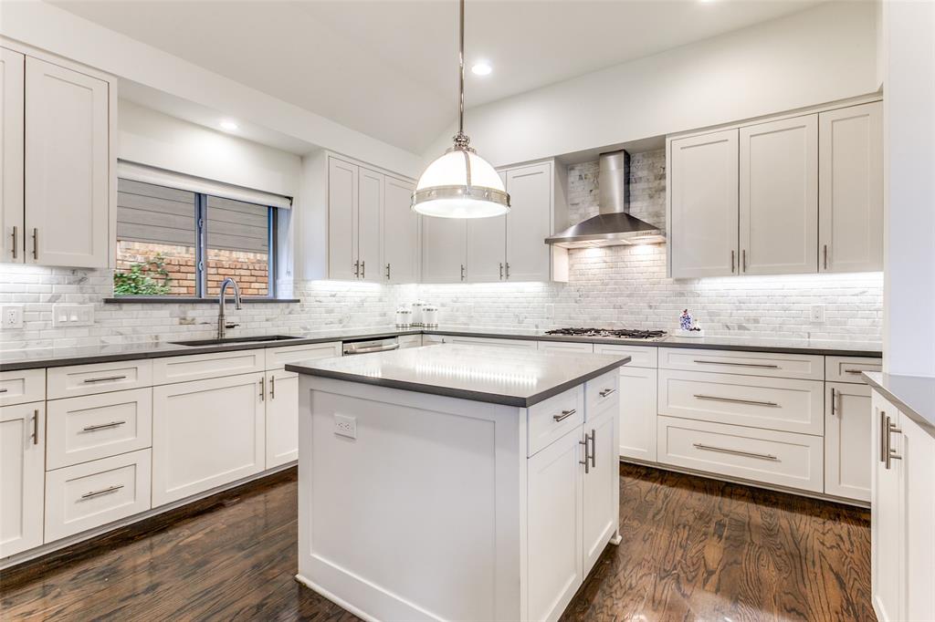 Windsor Place - Residential