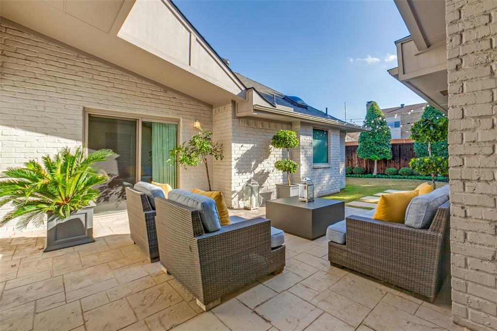 Windsor Place - Residential