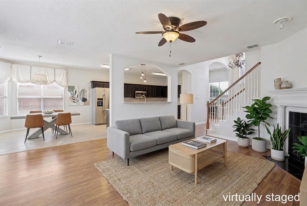 9610 Thorncliff Drive