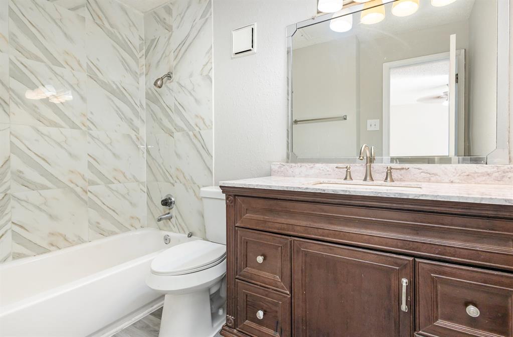 Meadows Condo - Residential