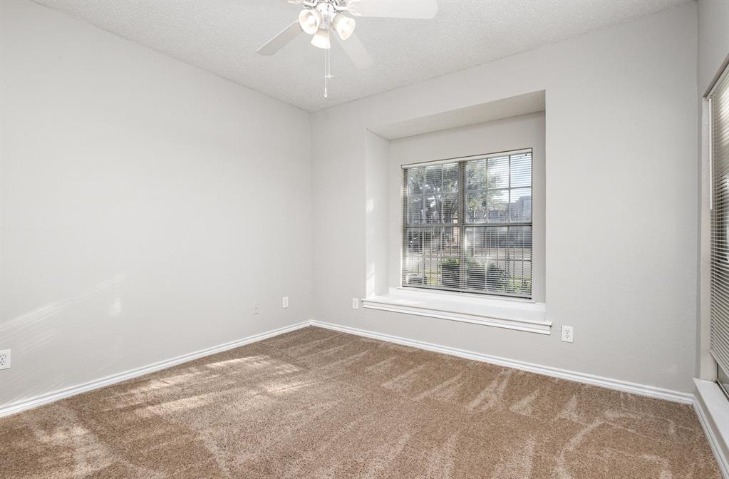 Meadows Condo - Residential