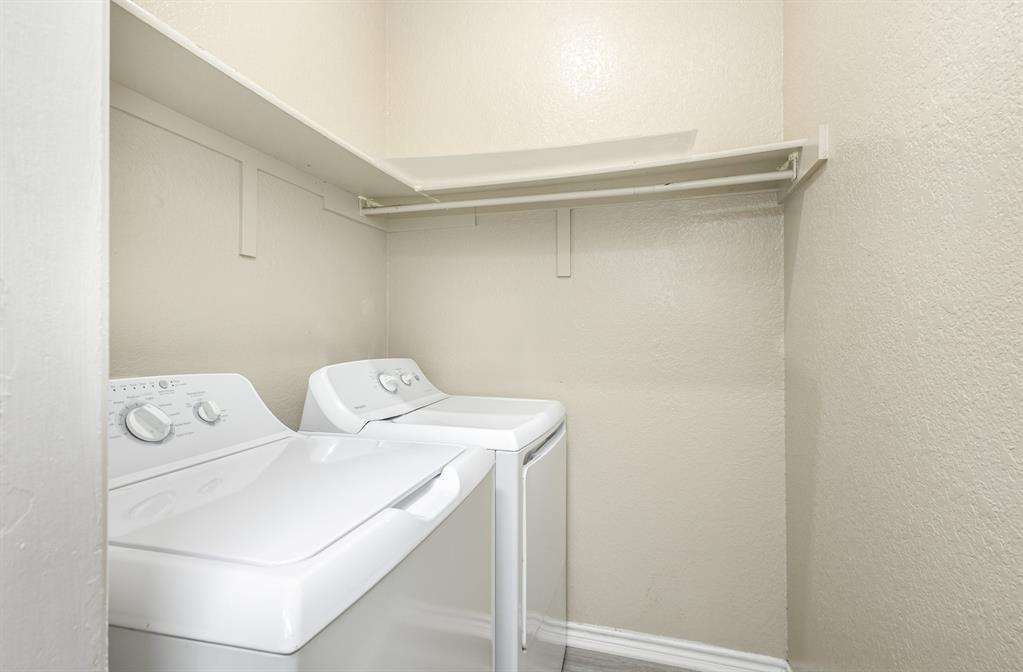 Meadows Condo - Residential