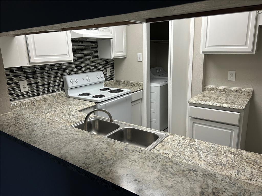 Meadows Condo - Residential