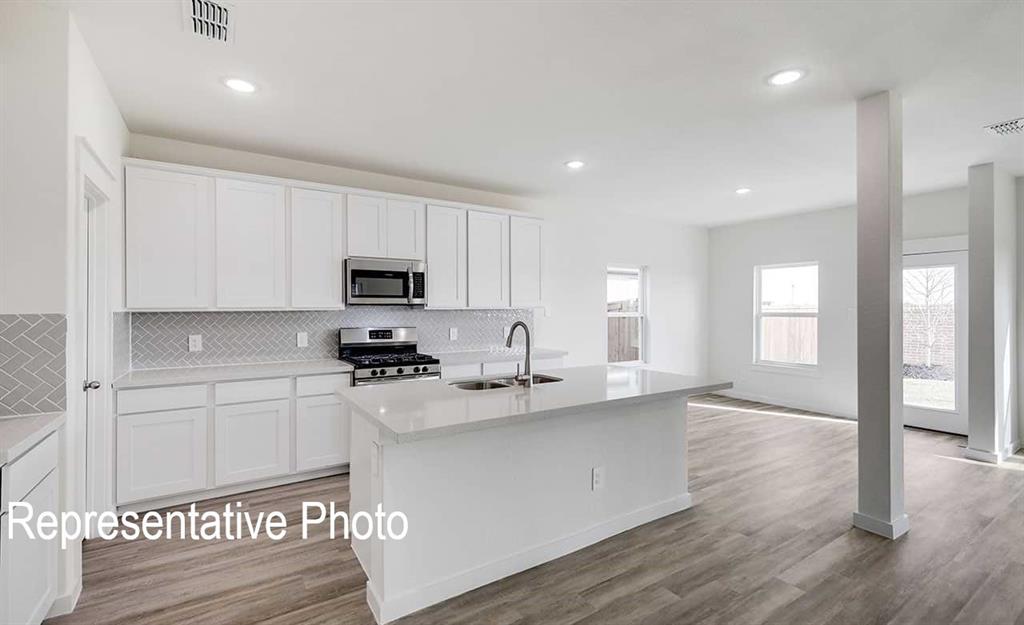 102 Patrick Henry Drive