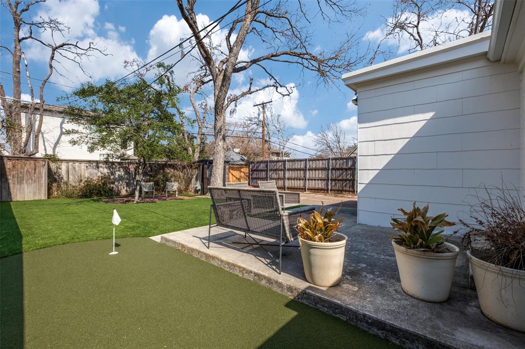 Country Club Estates - Residential