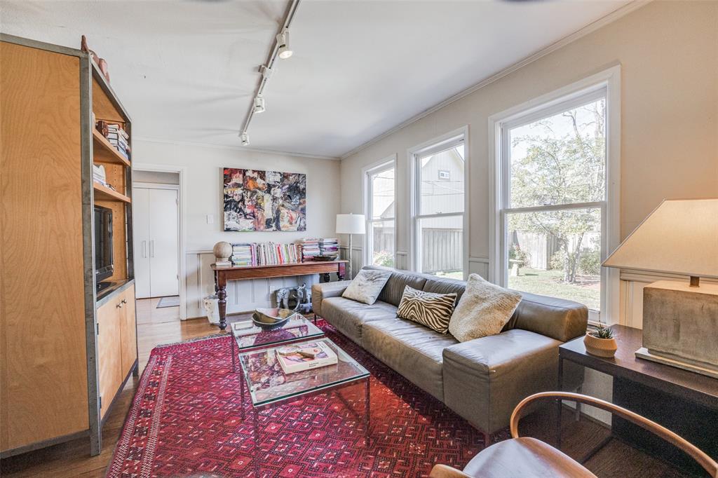 Country Club Estates - Residential