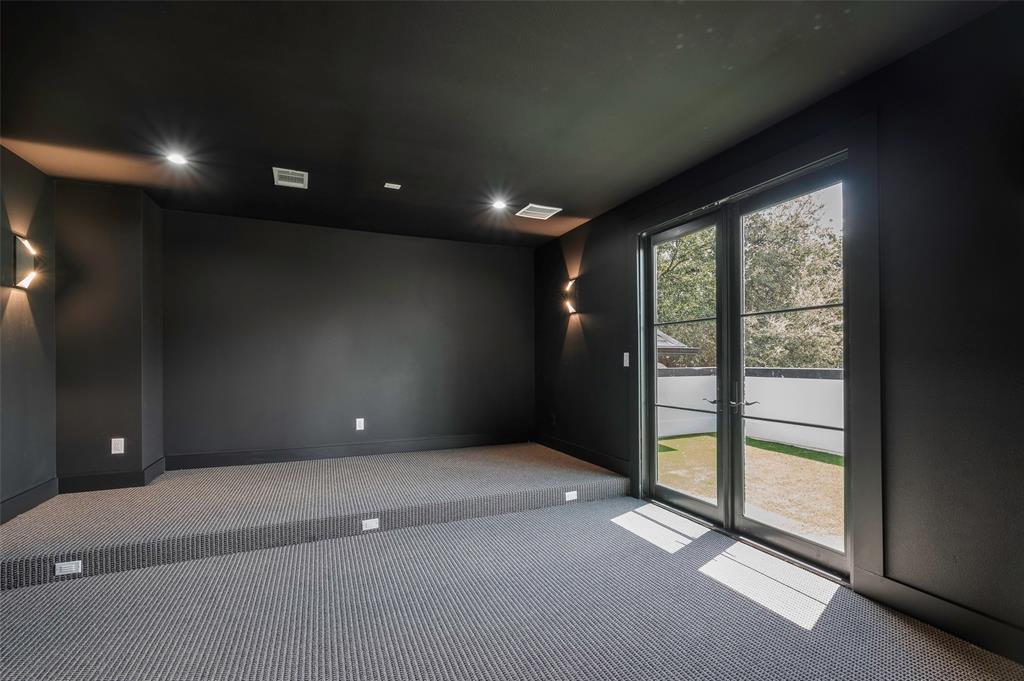 Parc Du Lac Estates - Residential