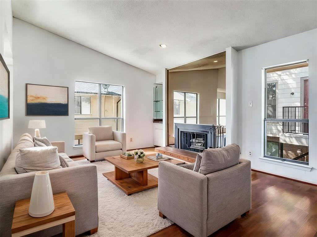 6646 E Lovers Lane 702