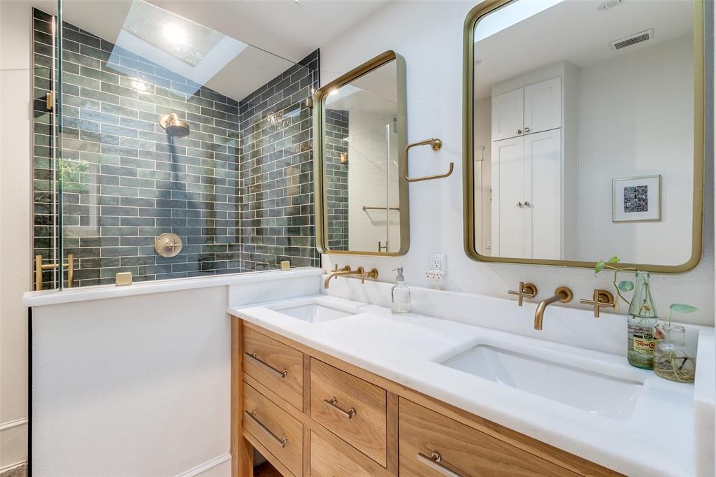 Winnetka Heights - Residential