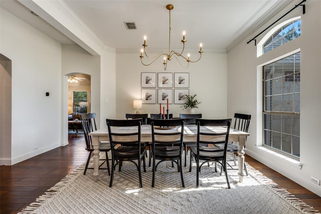 1 Meadowcreek Drive