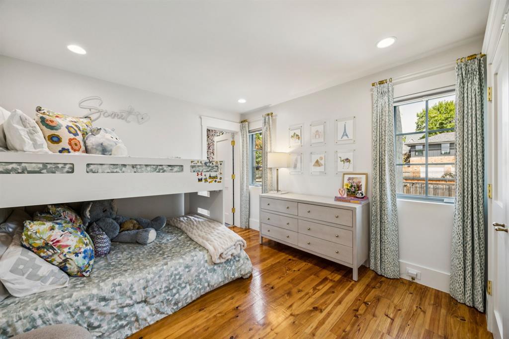 White Rock North 01 Rev - Residential