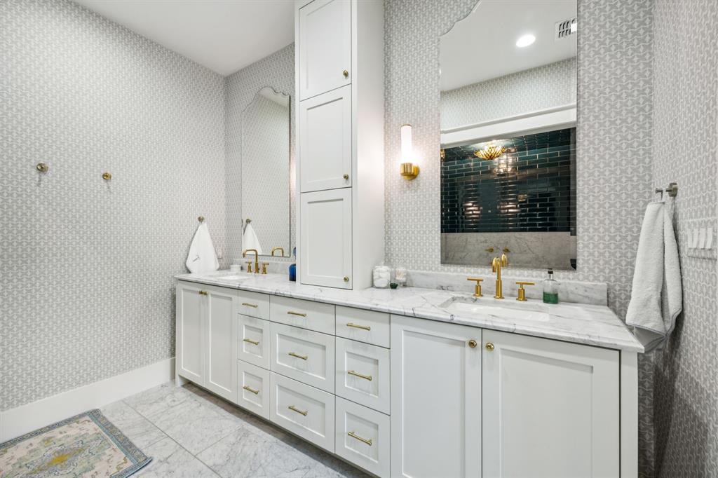 White Rock North 01 Rev - Residential