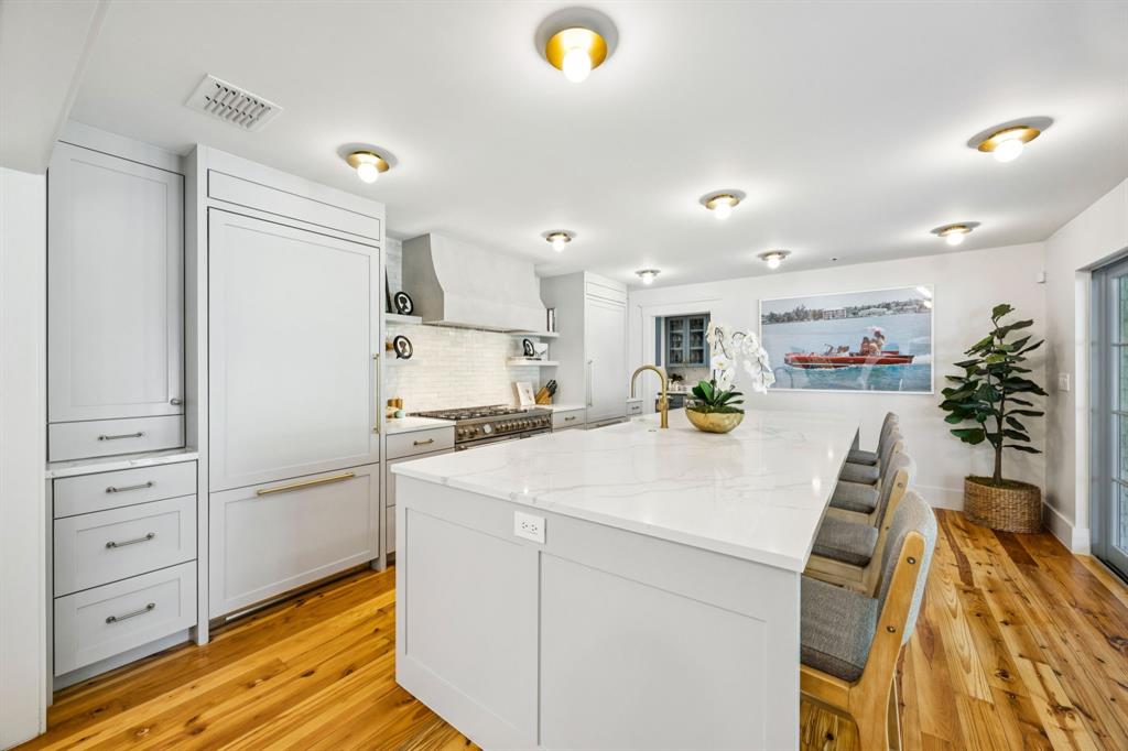 White Rock North 01 Rev - Residential