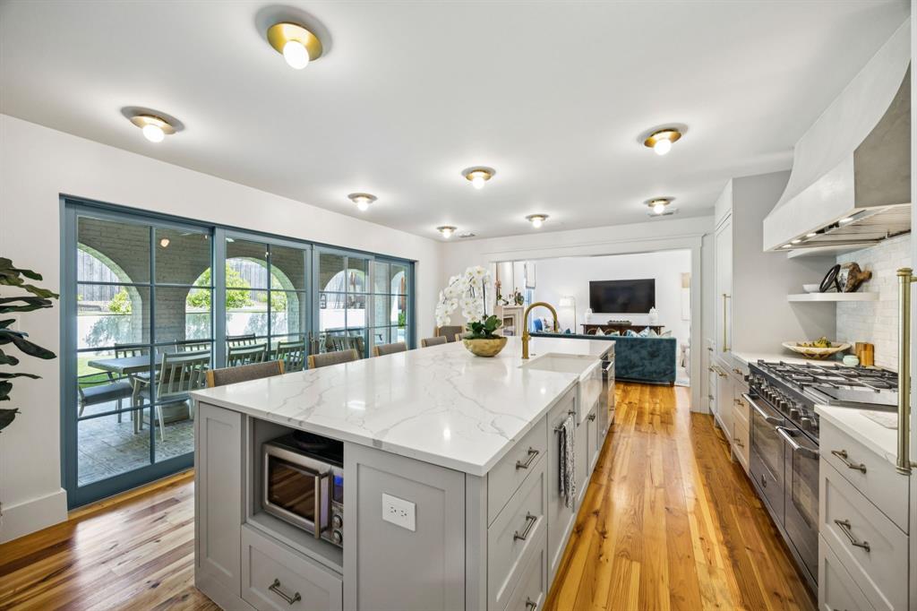 White Rock North 01 Rev - Residential