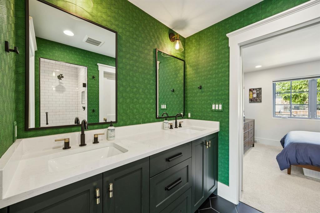 White Rock North 01 Rev - Residential