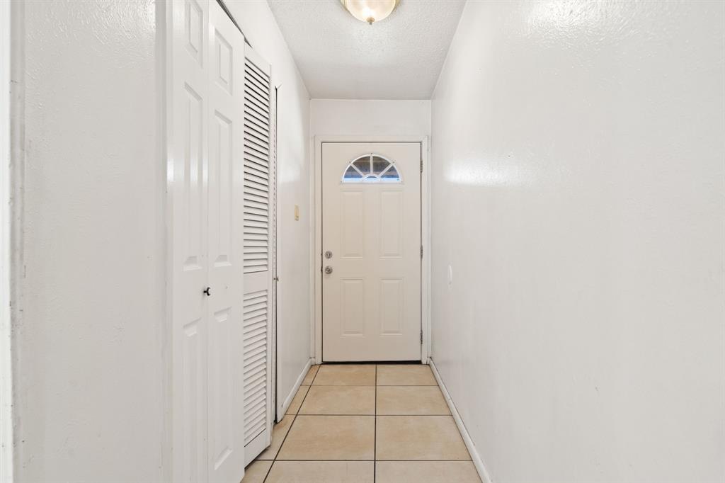 3621 Carriage Hill Drive