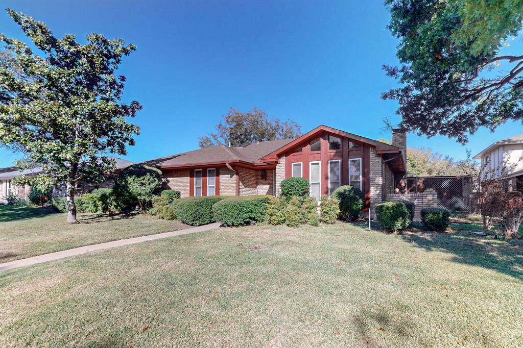 2109 Heather Hill Lane