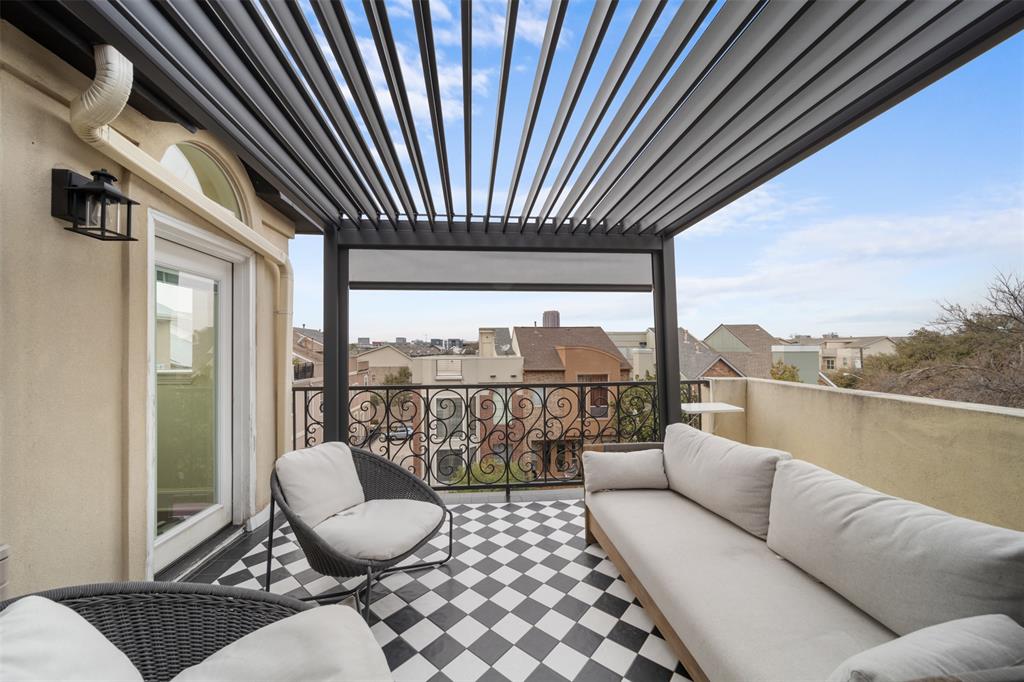 Exall Park Brownstones - Residential Lease