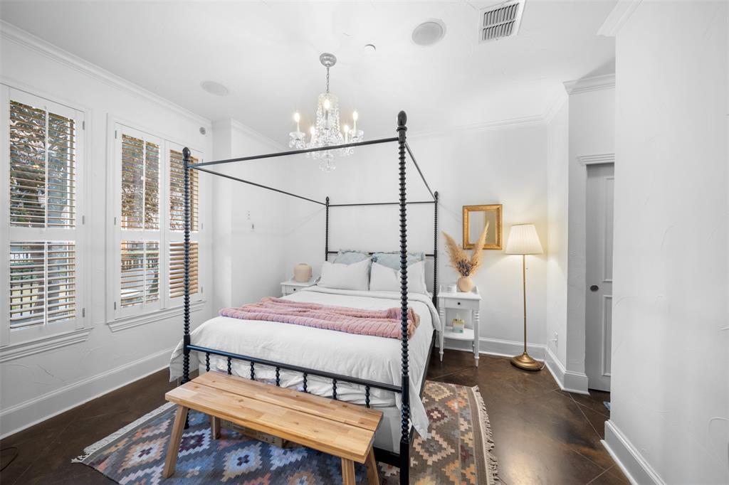 Exall Park Brownstones - Residential Lease