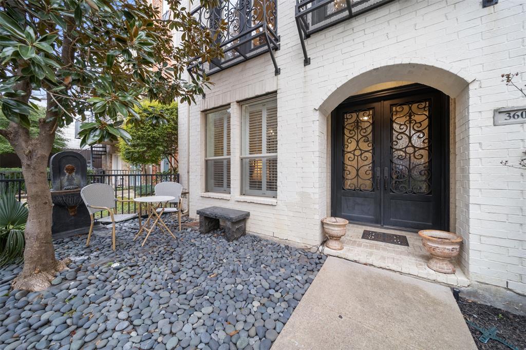 Exall Park Brownstones - Residential Lease