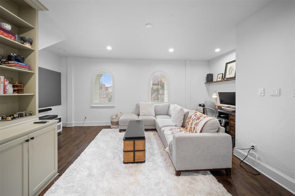 Exall Park Brownstones - Residential Lease