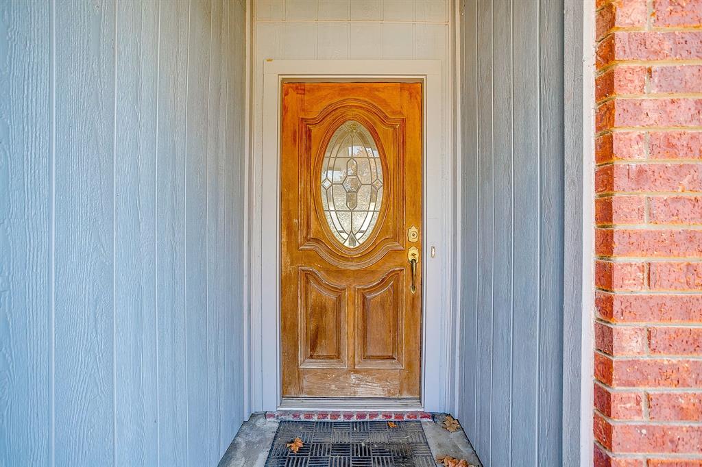 101 Royal Oak Drive