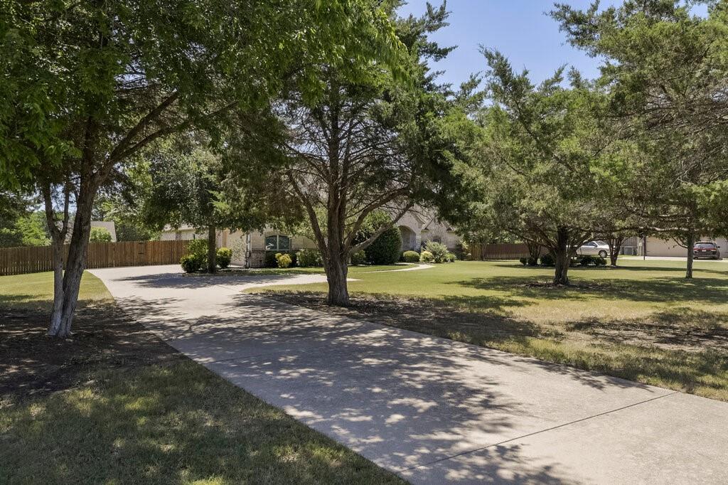 1320 N Creek Circle